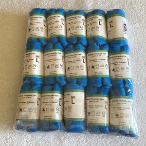 Altitude trampoline park socks. Size Large 15 pair